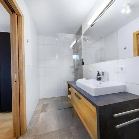 Haus Schnoell 7 Tatil Evi Mittersill